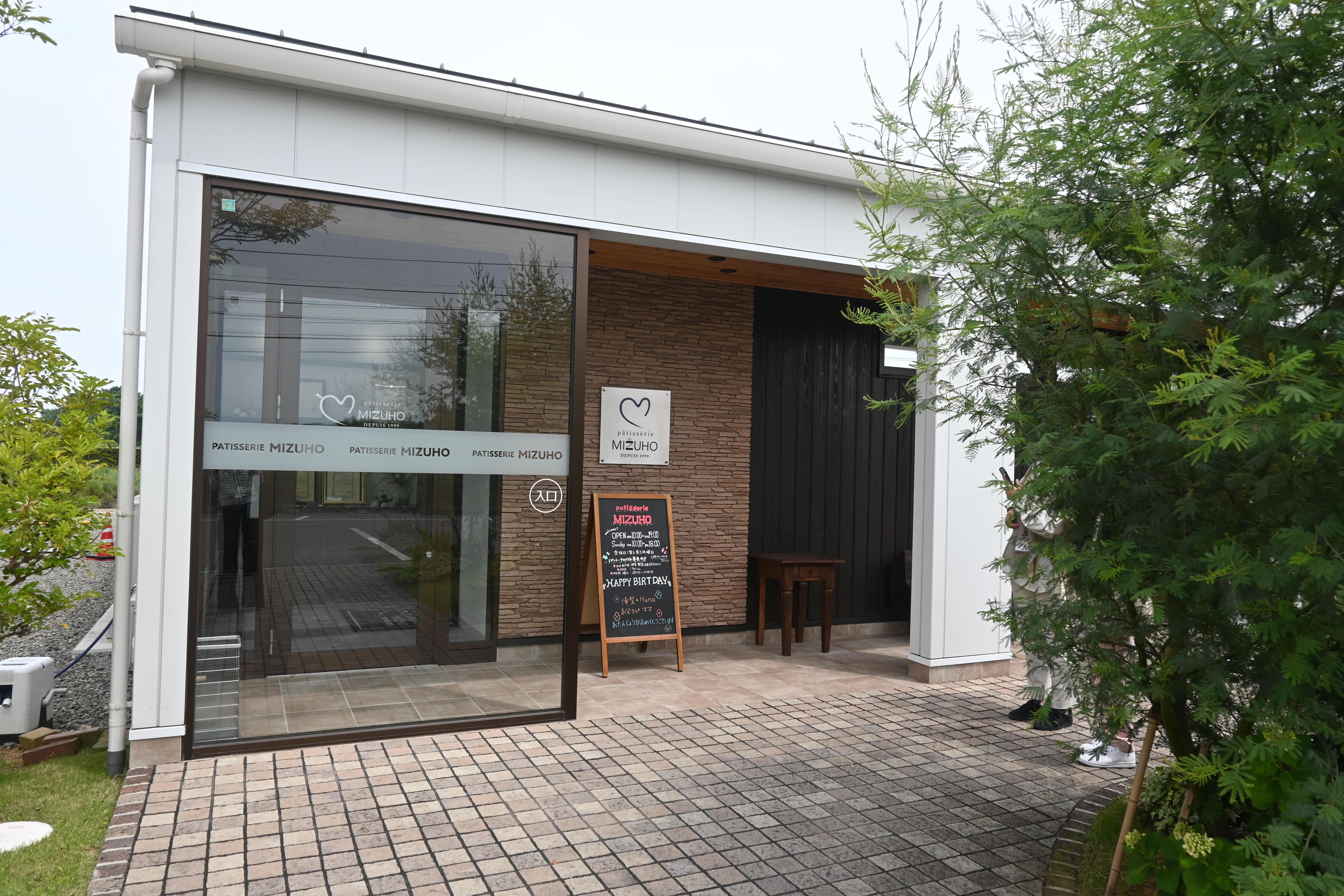 DSC_9901-min.JPG