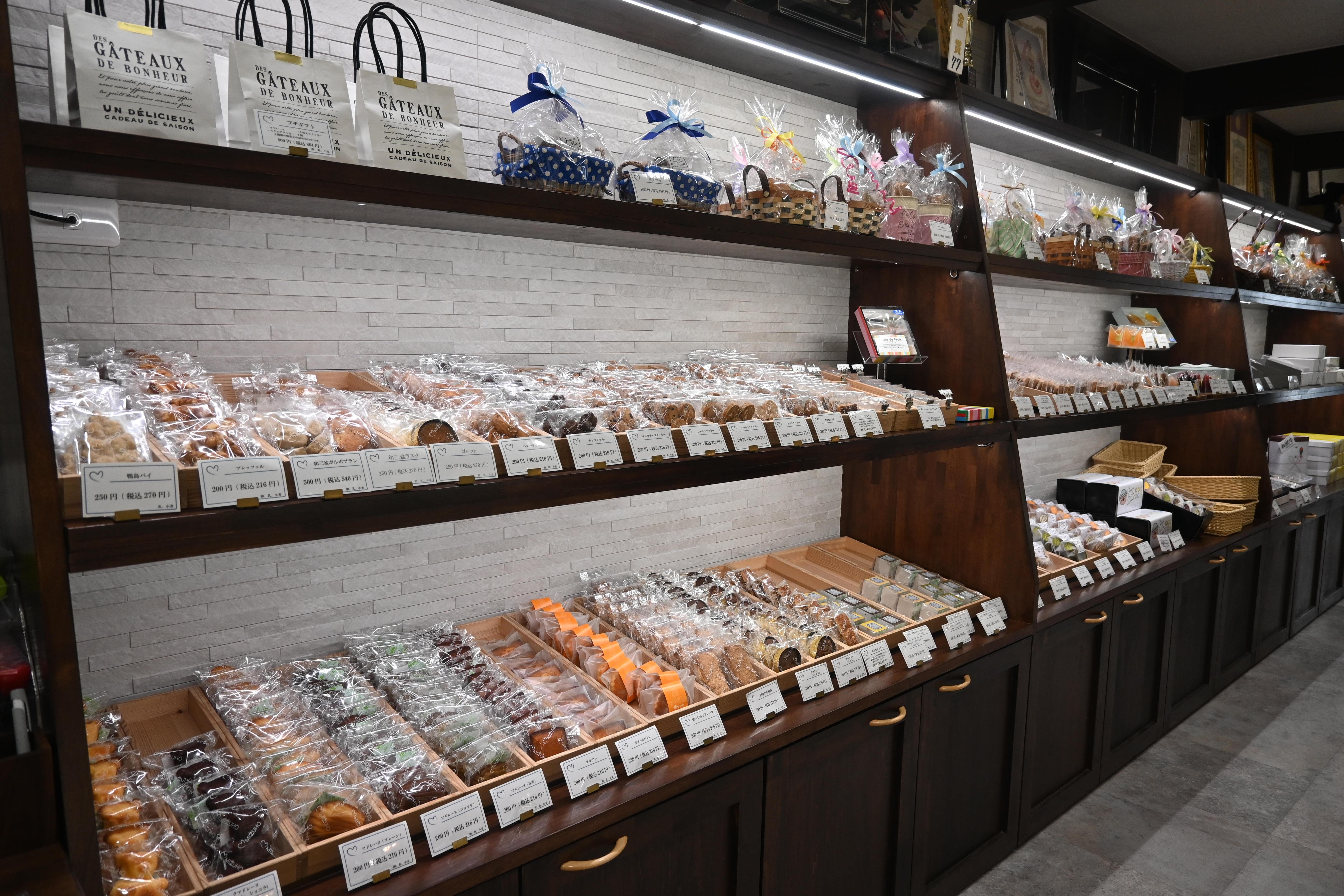 DSC_9904-min.JPG