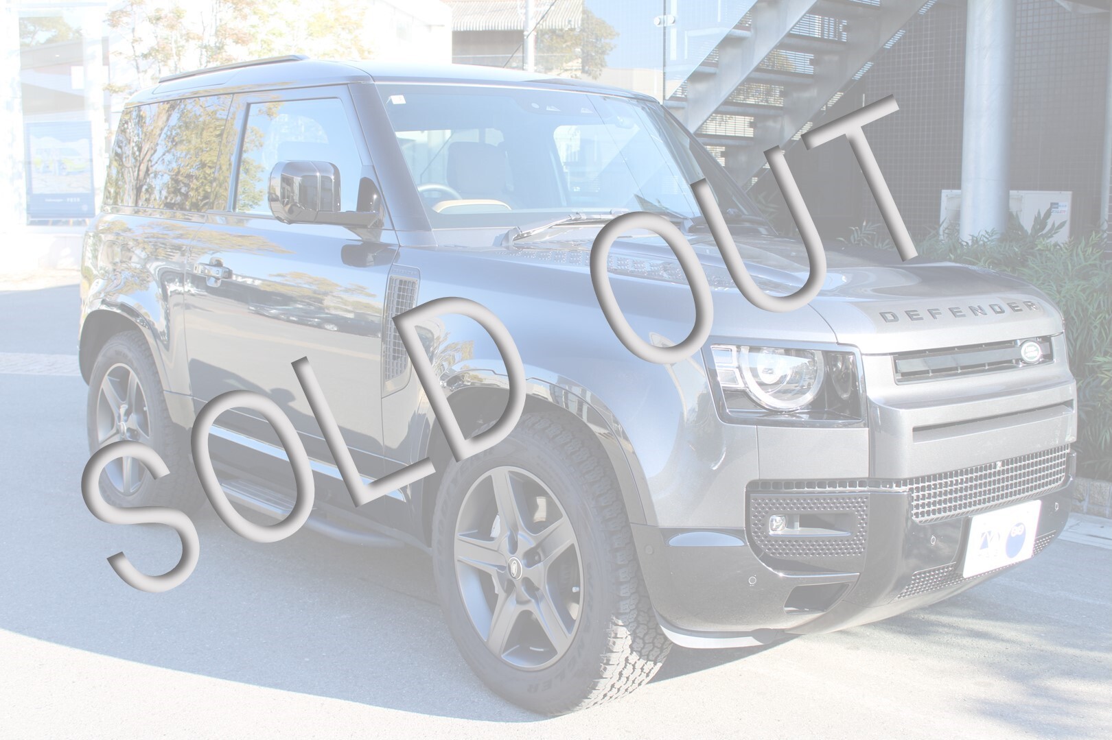 【LAND ROVER】DEFENDER90 グレイ.jpg