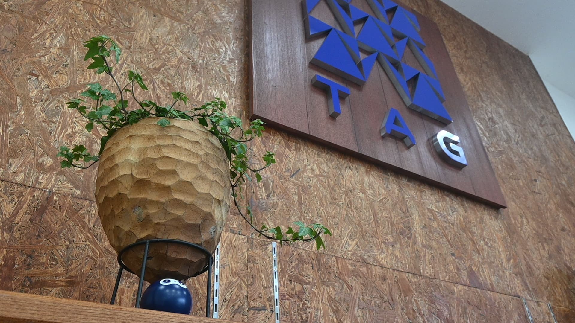 キービジュアル1